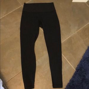 Black lululemon leggings